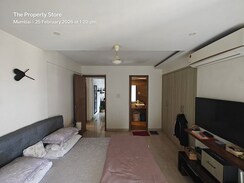 2.5 BHK + Pooja Room Apartment For Rent in Bandra West