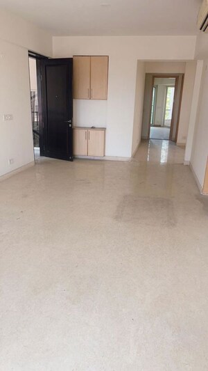 Room in 3 BHK Apartment at Jaypee Spa Court, Jaypee Greens – for Sale