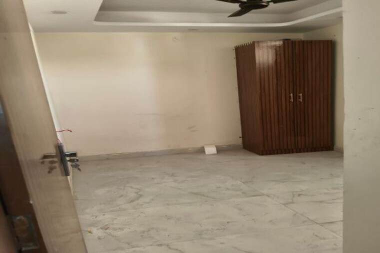 Room, sector 49 2 Bedroom 131 Sq.Yd. Builder Floor In Sector 49 Faridabad 10149894