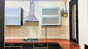 Furnished Amenities in 3 BHK Builder Floor at Hauz Khas – for Rent