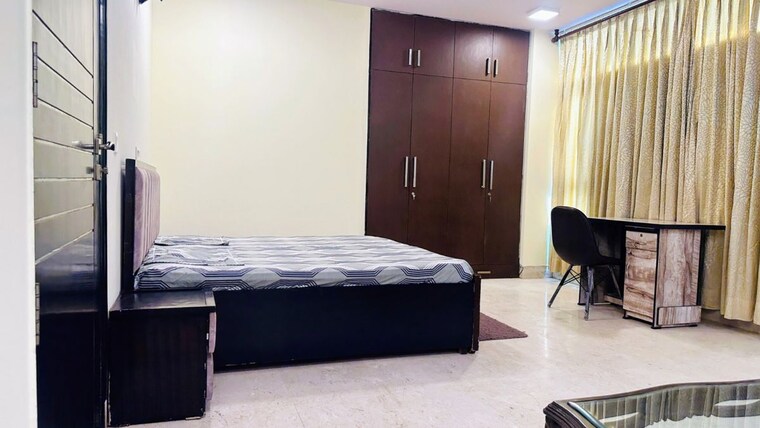 Bedroom, hauz khas 3 Bedroom 1800 Sq.Ft. Builder Floor In Hauz Khas Delhi 10149909