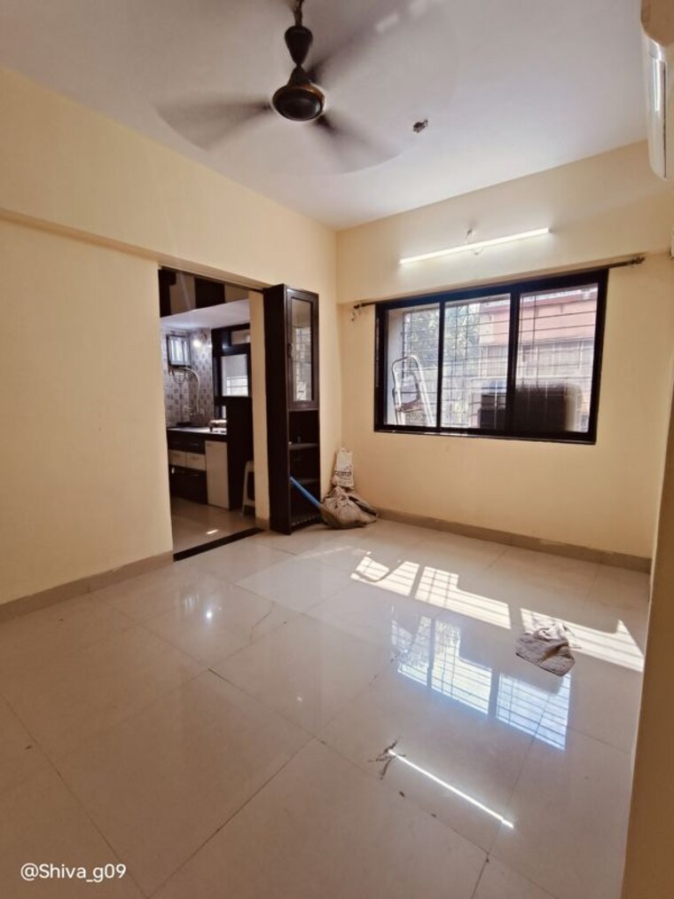 Room, vrindavan-chs-worli 1 Bedroom 400 Sq.Ft. Apartment In Worli Mumbai 10149913