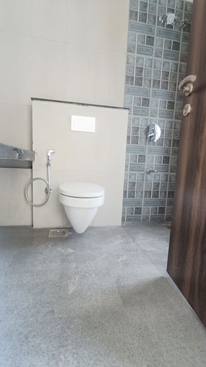 Bathroom in 3 BHK Apartment at Sheth Zuri, Laxmi Nagar – for Sale