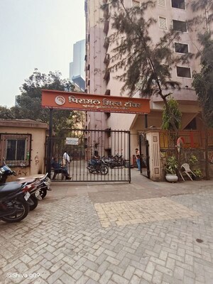 Parking in 1 BHK Apartment at Piramal Mills Tower, Lower Parel – for Rent