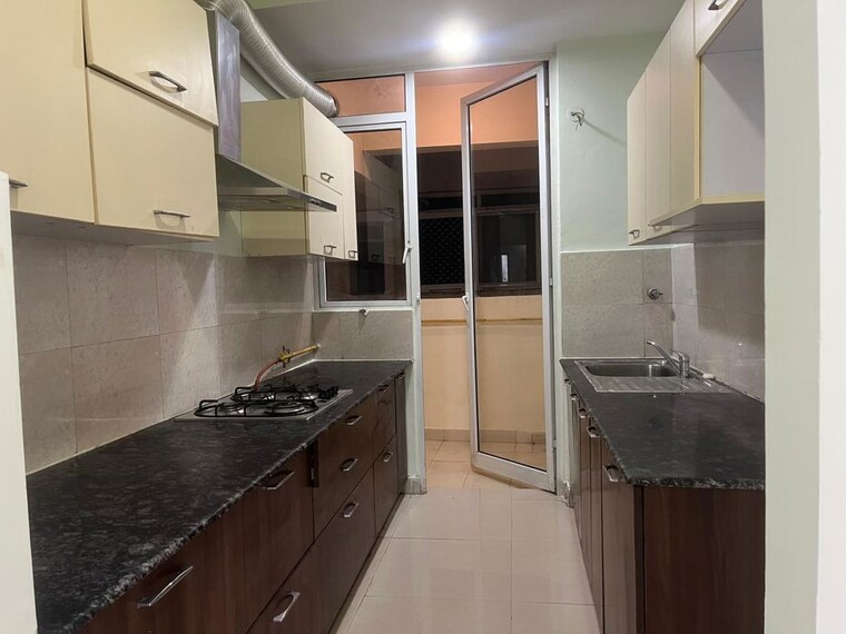 Kitchen, mahagun-mirabella 2.5 Bedroom 1400 Sq.Ft. Apartment In Sector 79 Noida 10149904