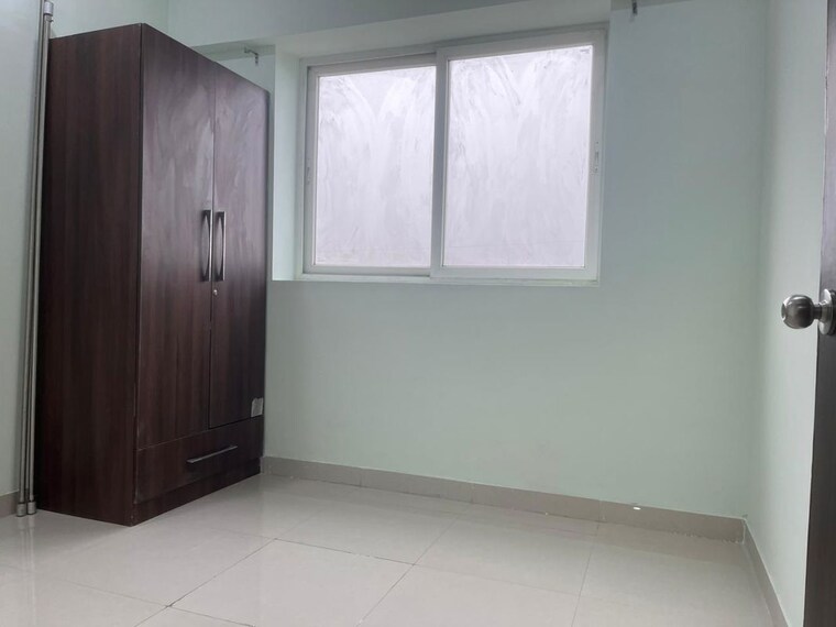 Room, mahagun-mirabella 2.5 Bedroom 1400 Sq.Ft. Apartment In Sector 79 Noida 10149904