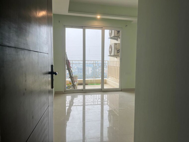 Room, mahagun-mirabella 2.5 Bedroom 1400 Sq.Ft. Apartment In Sector 79 Noida 10149904