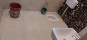 Furnished Amenities in 2 BHK Villa at Chinhat – for Rent