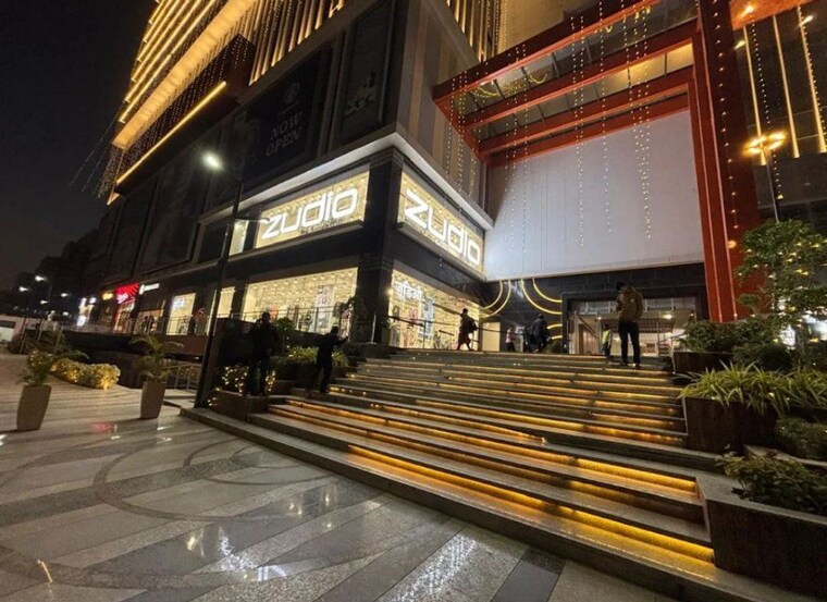 Exterior View, adihm-ithums-galleria Commercial Showroom 426 Sq.Ft. In Alpha Ii Greater Noida Greater Noida 10150012