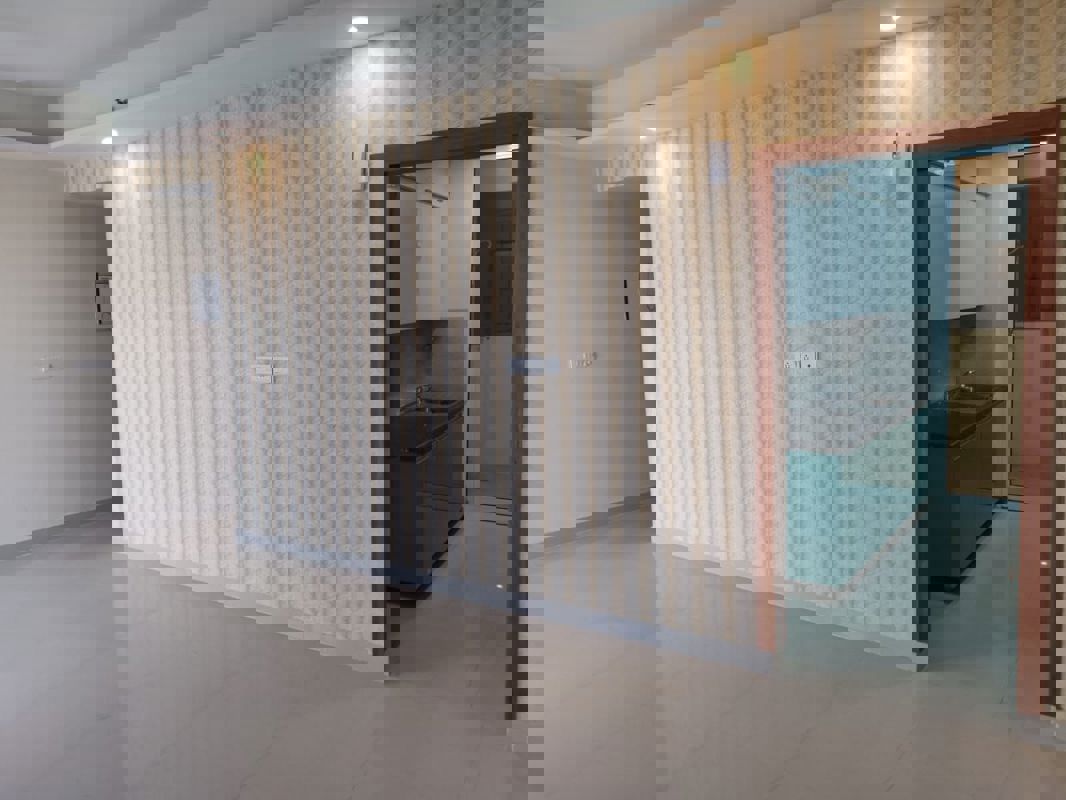 2.5 BHK + Servant Room 1380 Sq.Ft. Apartment in Mahagun Mirabella