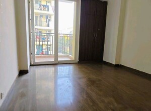 2 BHK Apartment For Rent in Spring Meadows, Tech Zone 4 Greater Noida