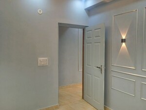 Room in 4 BHK Apartment at Migsun Twinz, Eta Ii Greater Noida – for Rent