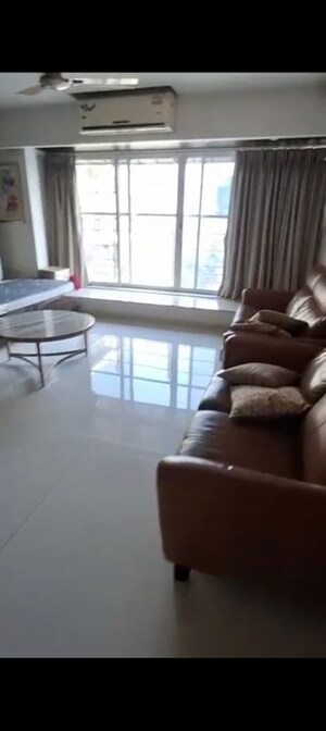 Living Room in 3 BHK Apartment at Lokhandwala Complex, Andheri West – for Rent