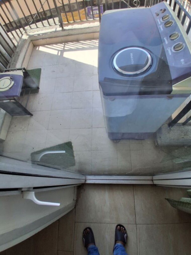 Balcony, gaur-city-2-14th-avenue 1 Bedroom 600 Sq.Ft. Apartment In Sector 16c Greater Noida Greater Noida 10150315