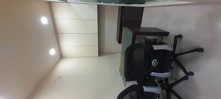  Parking, pandri Commercial Office Space 400 Sq.Ft. In Pandri Raipur 10150313