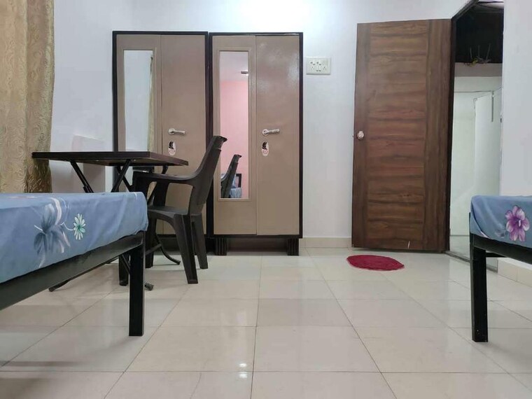 Room, juinagar Pg For Boys & Girls In Juinagar 10150401