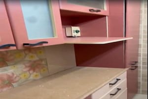 Furnished Amenities in 2 BHK Builder Floor at Juhu – for Rent