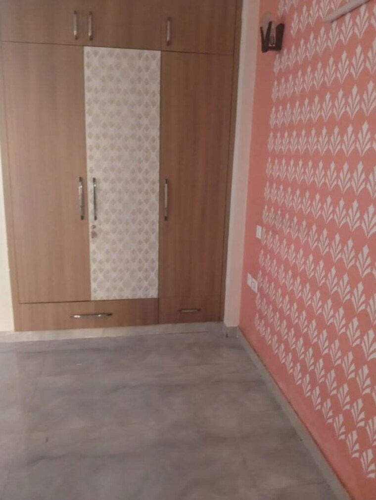 Room, kalkaji 3 Bedroom 1800 Sq.Ft. Builder Floor In Kalkaji Delhi 10150542