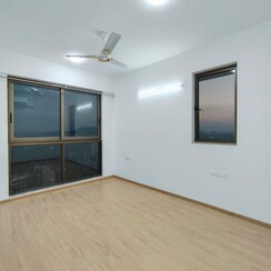 1.5 BHK + Extra Room Apartment For Rent in Runwal Bliss Wing E