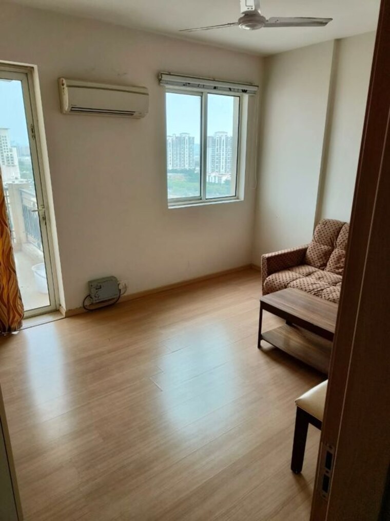 Room, dlf-new-town-heights-i 4 Bedroom 2727 Sq.Ft. Apartment In Sector 90 Gurgaon 10150576