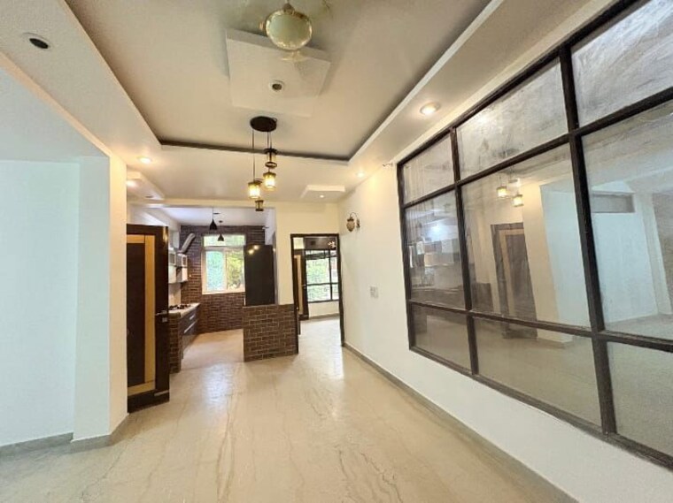 Kitchen, ss-mayfield-gardens 3 Bedroom 1750 Sq.Ft. Apartment In Sector 51 Gurgaon 10150621