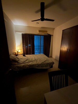 Room in  Pg at Worli Naka – for Rent