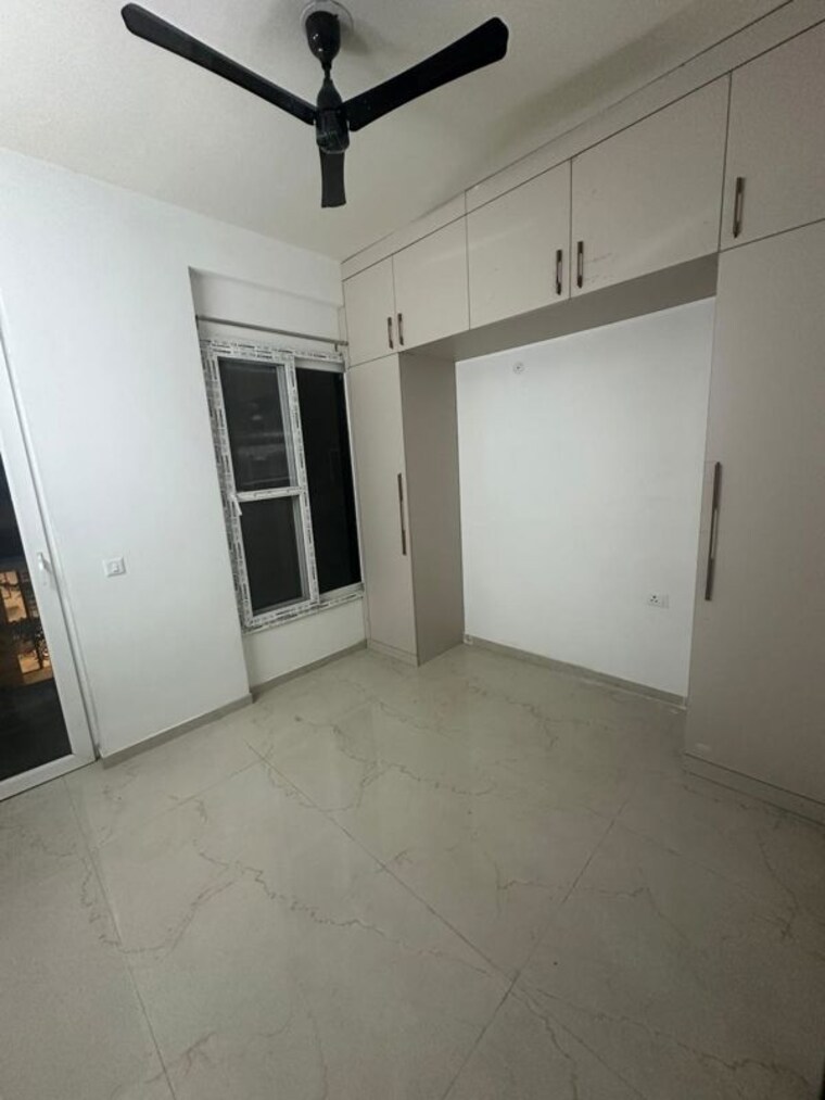 Room, smart-world-orchard 3 Bedroom 1712 Sq.Ft. Apartment In Sector 61 Gurgaon 10150730