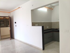 Room in 3 BHK Apartment at Vilas Javdekar Yashone Eternitee, Hinjewadi – for Rent