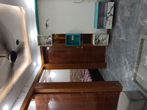 Furnished Amenities in 2 BHK Builder Floor at Uttam Nagar – for Sale