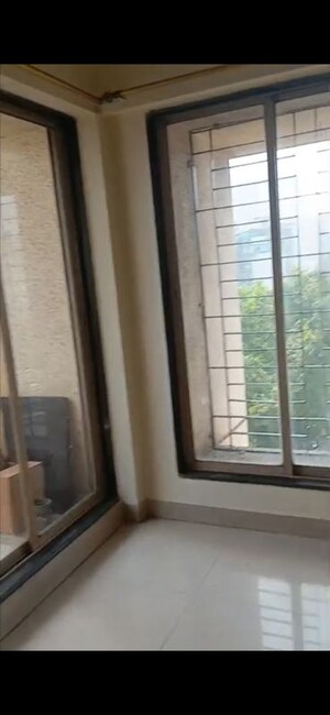 Room in 2 BHK Apartment at Bhoomi Castle, Malad West – for Rent