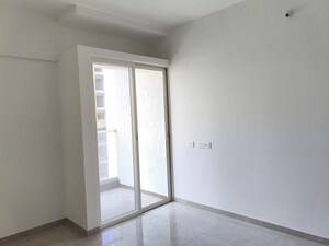 Room in 2 BHK Apartment at Vilas Javdekar Yashone Eternitee, Hinjewadi – for Sale