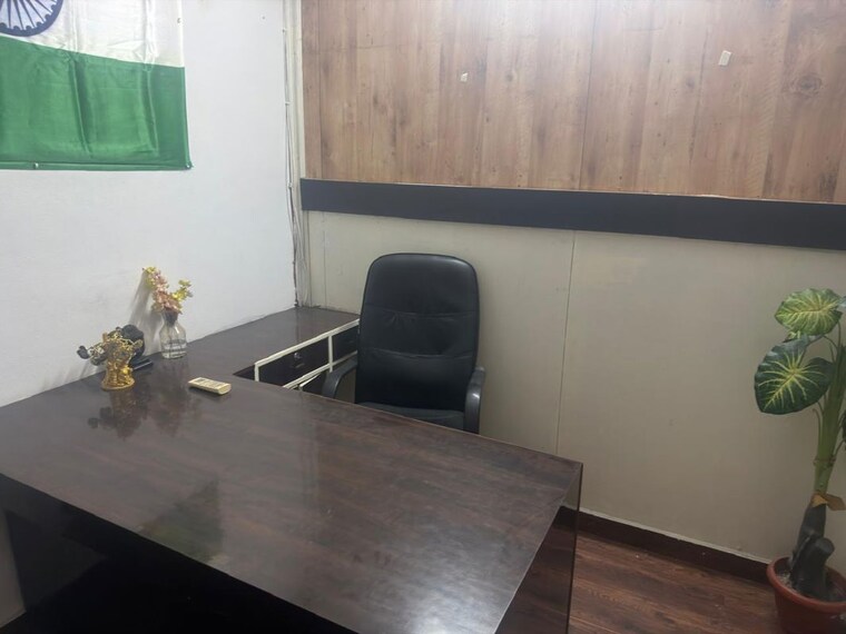 Team Area, sector 8 Commercial Office Space 650 Sq.Ft. In Sector 8 Chandigarh 10150762