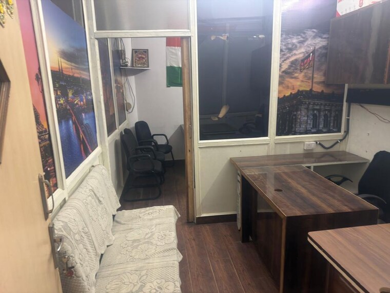 Team Area, sector 8 Commercial Office Space 650 Sq.Ft. In Sector 8 Chandigarh 10150762