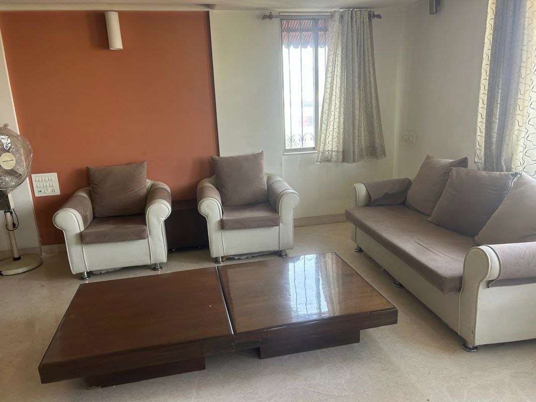 5 BHK Apartment For Rent in Rachana Belvedere Apartment
