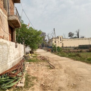  Plot – Exterior View View at Babatpur - for Sale