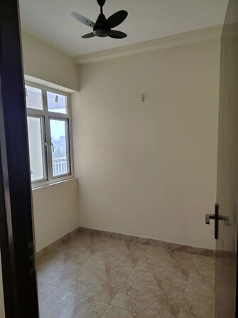 3 BHK 1100 Sq.Ft. Apartment in Wave City