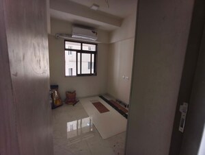 Room in 1.5 BHK Apartment at Rajshree Aranya, Ghatkopar East – for Rent