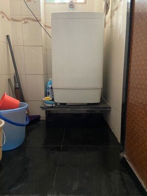Bathroom in 2 BHK Apartment at Khimawat Bhavan CHS, Andheri East – for Rent