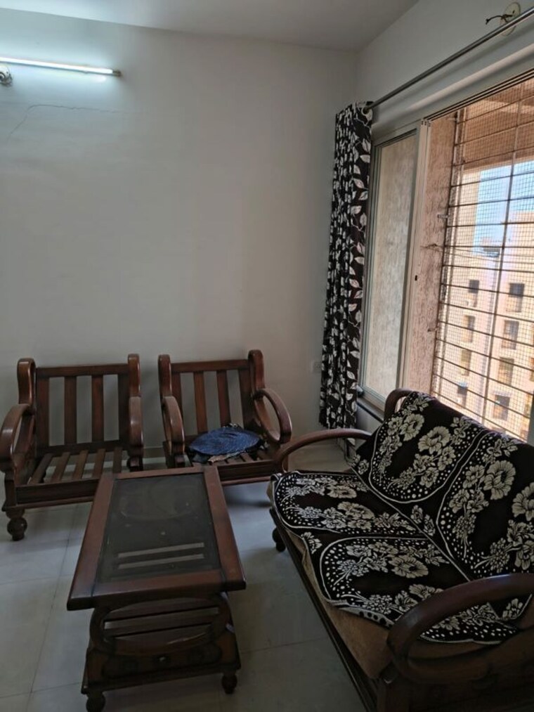 Living Room, puranik-city 1 Bedroom 400 Sq.Ft. Apartment In Kasarvadavali Thane 10150870