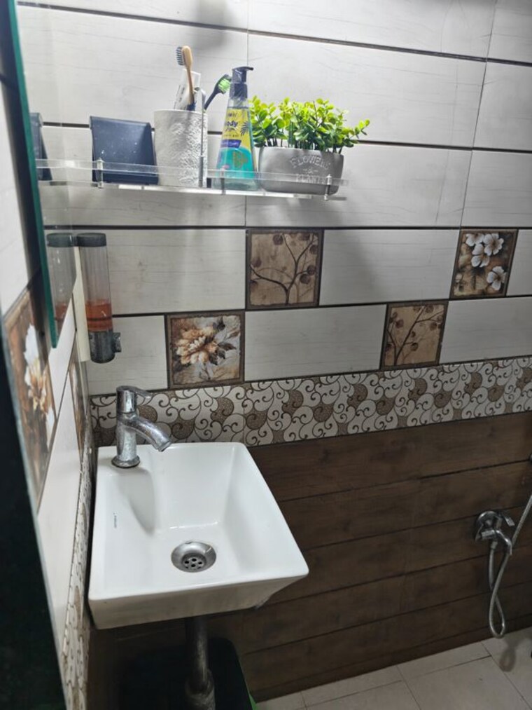 Kitchen, uttam-chs-chembur 1.5 Bedroom 500 Sq.Ft. Apartment In Chembur Mumbai 10150873