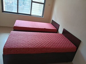 Bedroom in 1.5 BHK Apartment at Uttam CHS Chembur, Chembur – for Rent