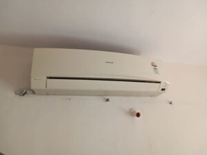 Furnished Amenities in 1.5 BHK Apartment at Uttam CHS Chembur, Chembur – for Rent