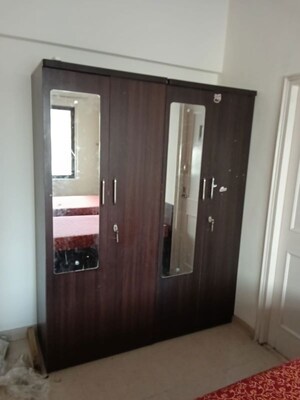 Room in 1.5 BHK Apartment at Uttam CHS Chembur, Chembur – for Rent