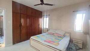 Bedroom in 2 BHK Apartment at Diamond Garden, Chembur – for Rent