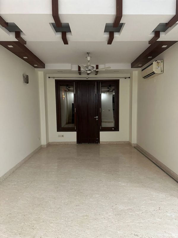 3 BHK + Servant Room Builder Floor For Sale in Greater Kailash II