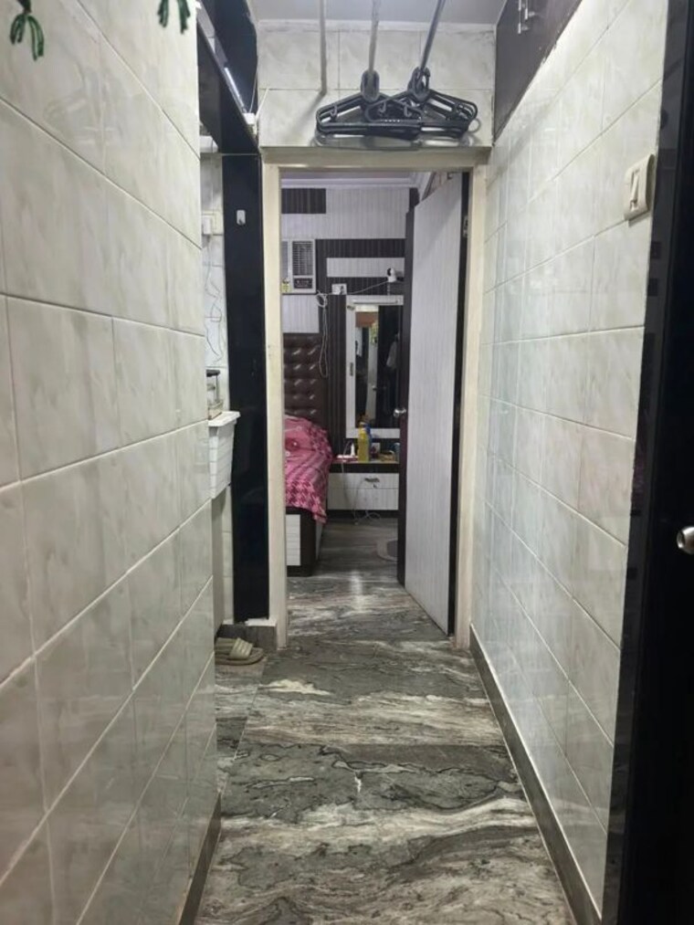 undefined, tilak-nagar-building 1.5 Bedroom 480 Sq.Ft. Apartment In Tilak Nagar Mumbai 10150876