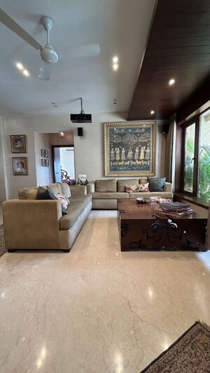 Living Room in 1.5 BHK Apartment at Tilak Nagar Building, Tilak Nagar – for Rent