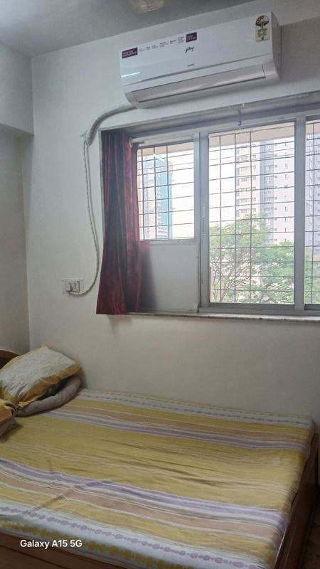 1.5 BHK + Pooja Room Apartment For Rent in Tilak Nagar Building