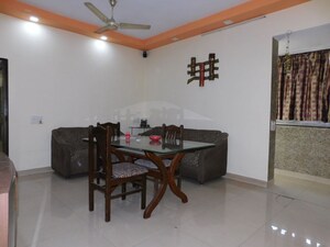Living Room in 2 BHK Apartment at Chembur – for Rent