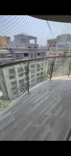 2 BHK + Servant Room Apartment For Rent in Santacruz West